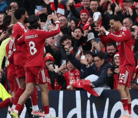 萨拉赫创造英超历史，利物浦最强前锋诞生：轰入10粒进球