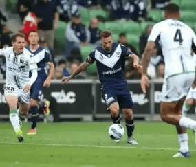 特鲁瓦VS朗斯 法乙榜首守主场，法甲劲旅冲连胜