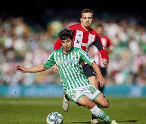 皇家贝蒂斯近8场保持不败，主场强势挑战巴塞罗那能否稳固榜首？